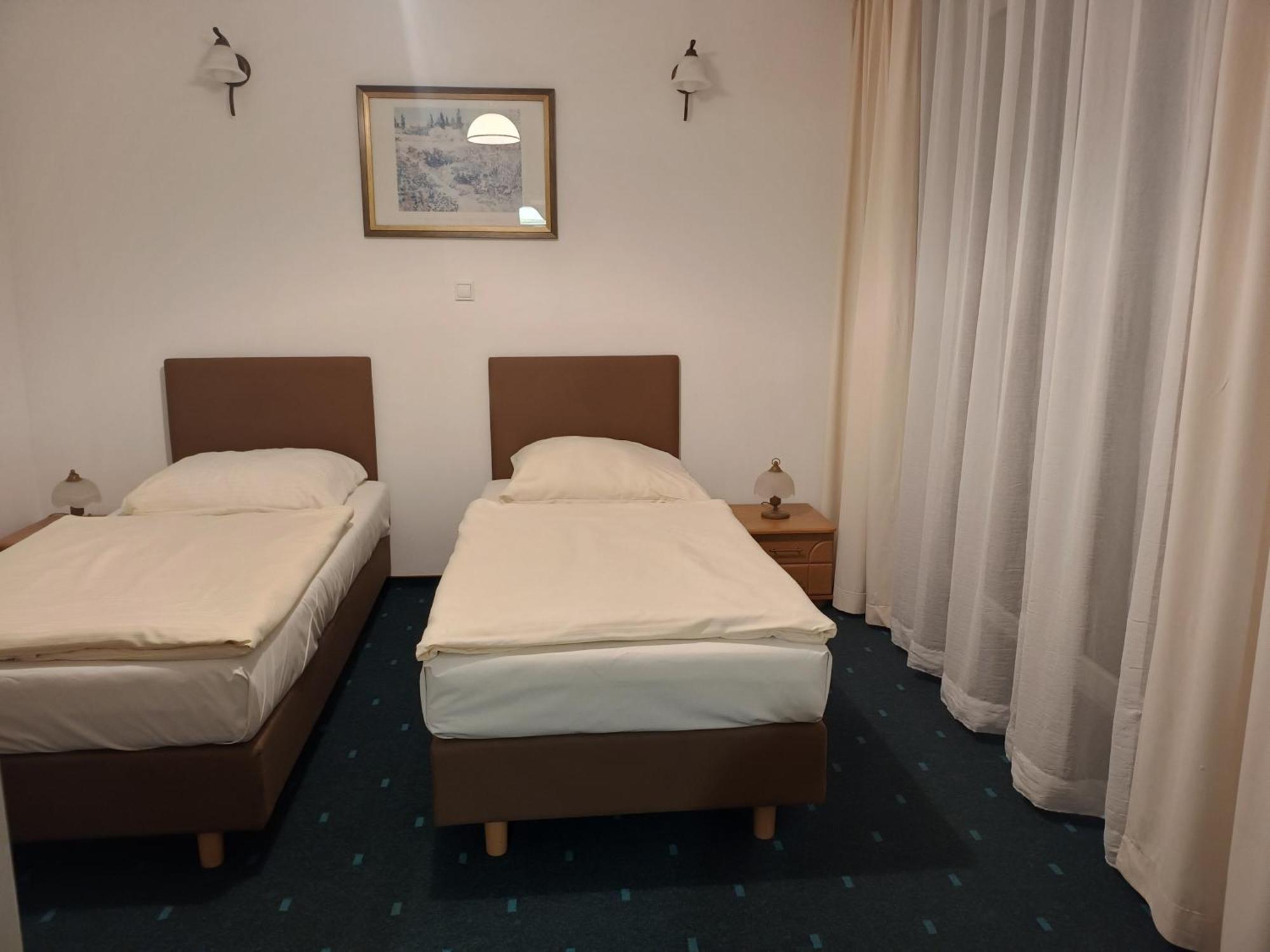 Olimpia Osrodek Przygotowan Sportowych Hotell Rybnik  Exteriör bild